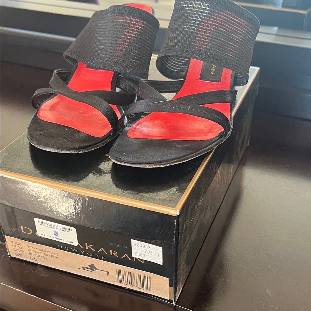 Donna Karen women’s heels size
